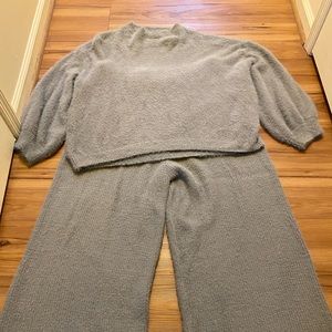 Women Gray Nasty Gal Fuzzy Collection Sweater Pantsuit!!!